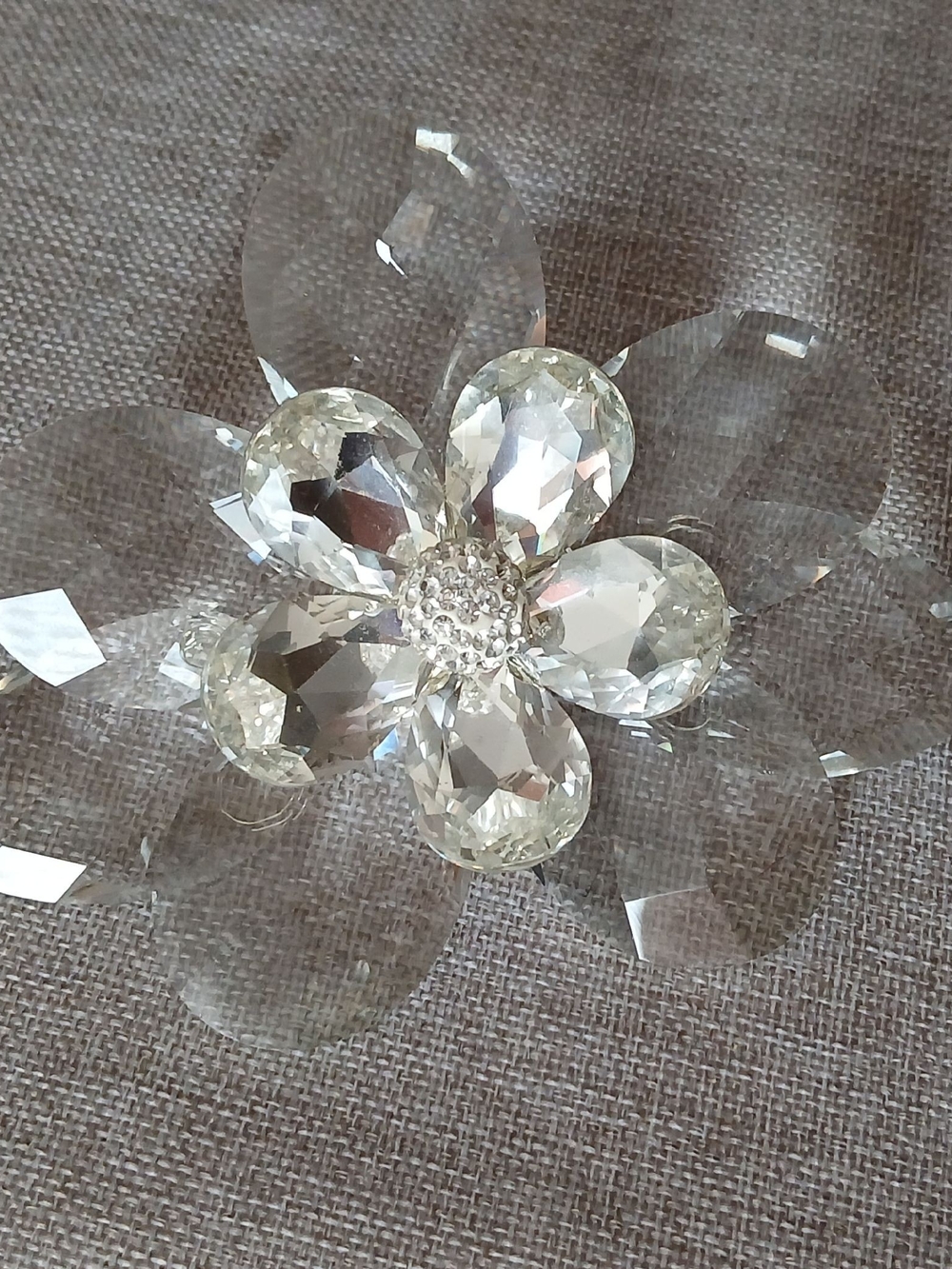 Carlucci Italian 24% Crystal Water Lily Lotus Figurine (5.5")